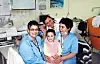 Ema kao trogodišnjakinja s dr.Jasminkom Stepan i medicinskim sestrama Jasnom i Jelenom u Dječjoj bolnici u Klaićevoj.