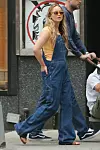Jennifer Lawrence najradije kombinira tregerice s casual T-shirtom i sandalama