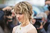 Debby Ryan u razbarušenom stilu.