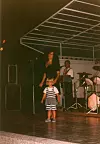 Tata ju je vodio na sve mamine nastupe, a ona se na njima uvijek dobro zabavljala
