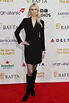 Glumica iz ‘ Krune‘ Elizabeth Debicki u sako-haljini i upečatljivim čizmama