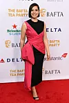 America Ferrera: detalj u Barbie boji