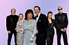 Joan Collins sa suprugom, Kourtney Kardashian sa surpugom, Jeff Bridges sa suprugom