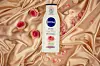 NIVEA Rose Touch losion za tijelo