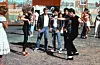 Didi Conn, Olivia Newton-John, Kelly Ward, Barry Pearl, Michael Tucci i John Travolta na setu filma 1978. godine