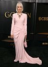Helen Mirren je na dodjeli počasnog Zlatnog globusa blistala u kreaciji Stelle McCartney uz koju je kombinirala i torbicu brenda Ahikoza
