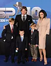 Victoria i david Beckham sa sinovima Brooklynom, Romeoom i Cruzom