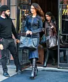 Bella Hadid u kreaciji Roberta Cavallija s