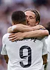 Luka Modrić i Kylian Mbappé koji je na ovoj utakmici zabio dva pogotka