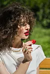 Ana Carević o omiljenim vintage ulovima, samopouzdanju i stilu