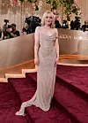 Dakota Fanning u haljini Vivienne Westwood