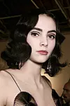 Dramatični look s crnim tušem