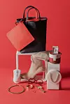 Torba Lacoste, 146 € (1100,04 kn)/ Visoke čizme Aldo, 198 € (1491,83 kn)/Prsten Mark Pjetri, 139,95 € (1054,45 kn)/Krema za tijelo Sky Cosmetics, Müller, 33,17 € (249,92 kn)/Srebrna ogrlica Charm Silver, 305 € (2298,02 kn)/Ženski ručni sat Versus, Cordis, 215 € (1619,92 kn)/Dioptrijski okvir Alain Mikli, Optika Anda, 355 € (2674,75 kn)/Zlatna narukvica, Prahir Fine Jewellery, 2038,50 € (15.359,09 kn)/Zlatne naušnice, ZAKS, 280 € (2109,66 kn)/Ogrlica od čelika, De‘llure, 116,50 € (877,77 kn)/Miš Legion, Lenovo, 59,90 € (448,30 kn)