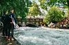 Surferi na rijeci Eisbach