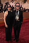 Nadia Conners i Walton Goggins