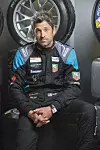 Patrick je veliki fan autoutrka pa je s veseljem prihvatio ulogu poznatog talijanskog vozača Piera Taruffija, kojeg glumi u filmu ‘Ferrari‘