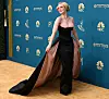 Elle Fanning nosi Sharon Long