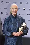 Jane Goodall svugdje putuje sa svojom plišanom čimpanzom