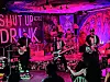 Franks & Deans obrađuju standarde Franka Sinatre, Deana Martina i drugih vegaških legendi u 3 punk/ska stilu.