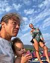 Aleksandra većinu svoje mladosti posvetila ekstremnom sportu - kitesurfingu.