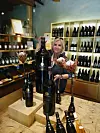 Njen put bio je rezerviran i za posjet vinariji pored Cape Towna čiji je vlasnik slovenskih korijena.