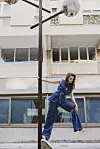 Torbica THEMOIRè , sandale See by Chloé , prsluk Twinset , hlače Twinset , narukvica Tory Burch