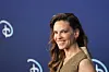 Hillary Swank uživa u majčinstvu