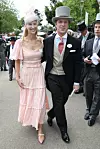 Gabriella Windsor samo je jedna od dama koja koristi dobro poznati 'trik s utezima'