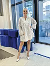 Pjevačica Vanna nosi haljinu i nakit iz nove kolekcije Garderoba Concept Storea