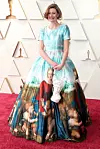 Švedska vizažistica i stručnjakinja za kosu Eva Von Bahr u haljini s printom Rafaelovog renesansnog remek djela Madonna del Prato