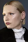 Givenchy predlaže statement naušnice