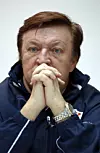 U dugogodišnjoj karijeri na klupskom je planu vodio zagrebačku Lokomotivu, Opel-Rüsselsheim, Germaniju Wiesbaden, Wacker Innsbruck, LASK, Zagreb, Dinamo iz Vinkovaca, Sturm, bečki Rapid, Stuttgart, Casino Salzburg, Dinamo i Fenerbahče.