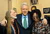 Na koncert 'Willie Nelson and Friends: Live and Kickin‘ 2003. došli su i američki predsjednik Bill Clinton te glumica Whoopi Goldberg
