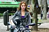 Gal Gadot u franšizi 'Brzi i žestoki' nije glumila da zna upravljati motorkotačem, doista ga zna voziti samo što je, otkako je dobila četiri kćeri, prestala s tim hobijem