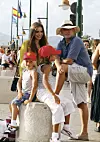 Phil Collins na Azurnoj obali s kćeri Lily i sinovima Nicholasom i Matthewom 2009.