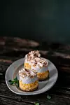 Tradicionalna Laška medenka od meda, vrhnja i oraha