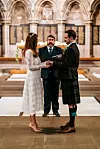 Mladenci su zavjete izmjenili su u kapelici Glasgow University u Duncanovoj rodnoj Škotskoj.