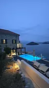 Villa Olipa po noći