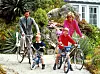 Prinčevi William i Harry s roditeljima na britanskom otočju Scilly 1989.