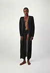 Kaftan Calvin Klein crni (cijena na popustu: 95,95 eura)