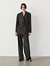 Massimo Dutti hlače 89,95 eura i blejzer 169 eura