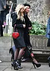Lila i Kate na komemoraciji za Vivienne Westwood