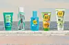 Gel krema za njegu tijela L‘Occitane (196,80 kn)/ pjena za tuširanje L‘Occitane (prije 128,50, sada 89,95 kn)/ sprej za poslije sunčanja Sundance ; dm (9,90 kn)/ mlijeko za sunčanje za djecu Sundance Kids Green SPF 50 ; dm (42,90 kn)/ fluid za sunčanje Sundance Pro Climate SPF 30 ; dm (38,90kn) - dostupno u Arena Centru