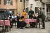 Na snimanju ‘Divljih pčela‘, Jolanda s Alenom Šalinovićem, Antonijom Scarpom, Jelenom Perčin, Zijadom Gračićem, Mirelom Brekalo i Davorom Pavićem