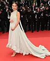 Claire Holt otkrila je da je trudna na Filmskom festivalu u Cannesu