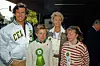 Pierce i Cassandra s Christopherom i Charlotte