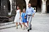 PALMA DE MALLORCA, SPAIN - JULY 29: King Felipe VI of Spain, Queen Letizia of Spain and Princess Leonor of Spain pose for the photographers during the summer session at the Almudaina Palace on July 29, 2018 in Palma de Mallorca, Spain. (Photo by Carlos Alvarez/Getty Images)