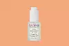 Dr. Nassif Radiance Brightening Booster - Vitamin C Serum, koji se bori protiv znakova starenja, tamnih mrlja i oštećenja od sunca s klinički dokazanom formulom sa 10% vitamina C. U kliničkom testiranju 100% ispitanika pokazalo je statistički značajno poboljšanje u izgledu finih linija i bora, teksturi i glatkoći kože te izgledu svjetline i blistavosti kože nakon 4 tjedna korištenja.