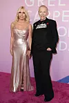 Donatella Versace i Annie Lennox na dodjeli modnih nagrada GCFA u Los Angelesu u ožujku
