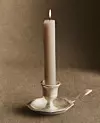 Zara Home srebrni keramički svjećnjak (25,99 eura)
